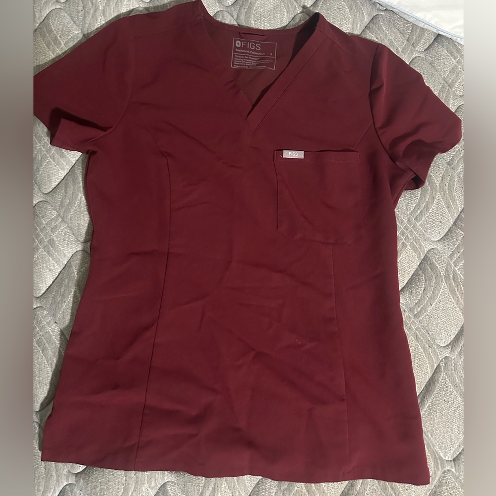 Catarina one pocket scrub top burgundy.Barely used scrub top .